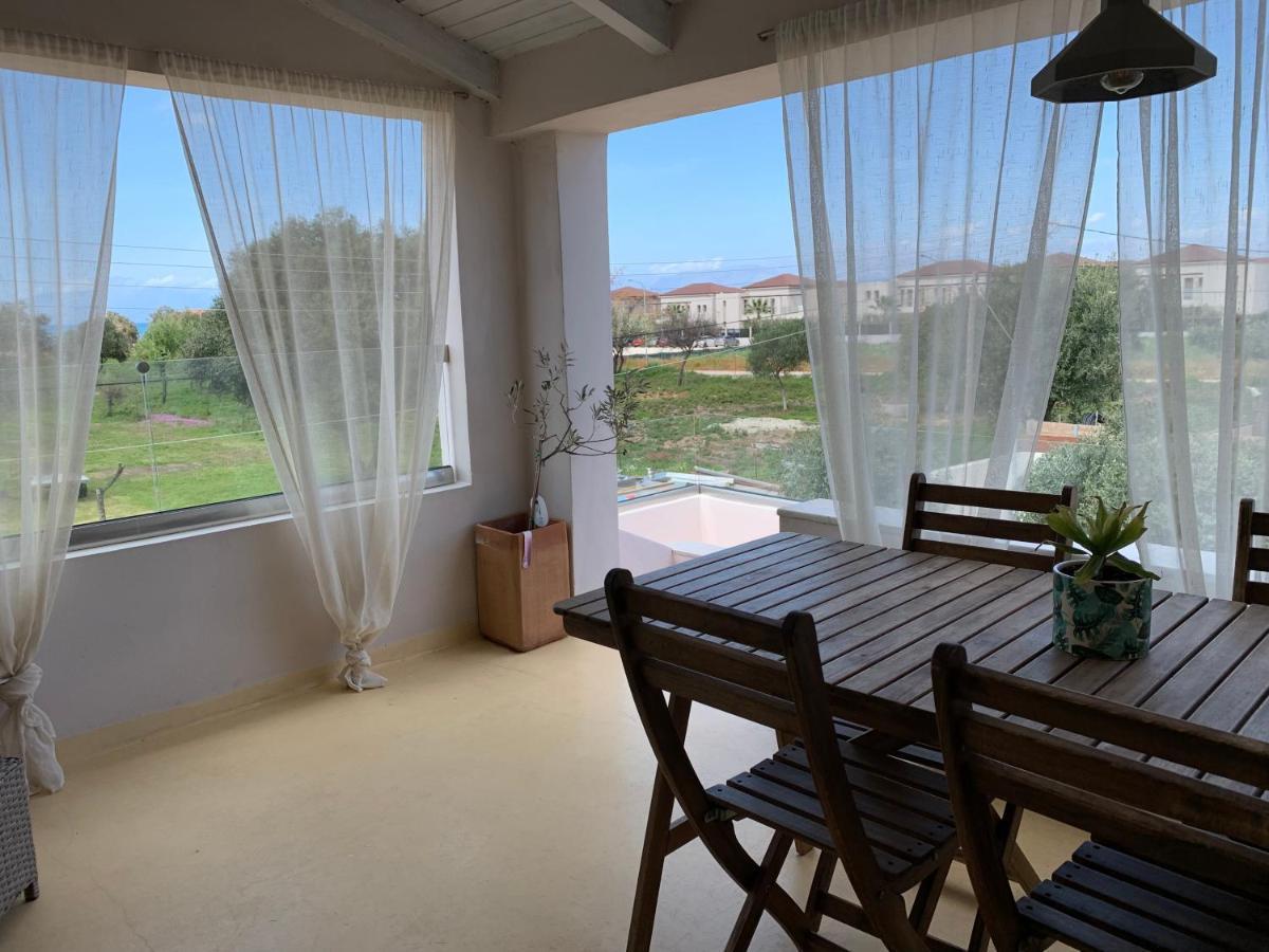 Sirios Apartment Ахарави Екстериор снимка