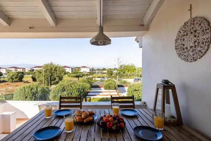 Sirios Apartment Ахарави Екстериор снимка